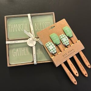 🆕 RAE DUNN - Sage Coasters & Mini Fall Spatula Set - Grateful - Kitchen Plaid